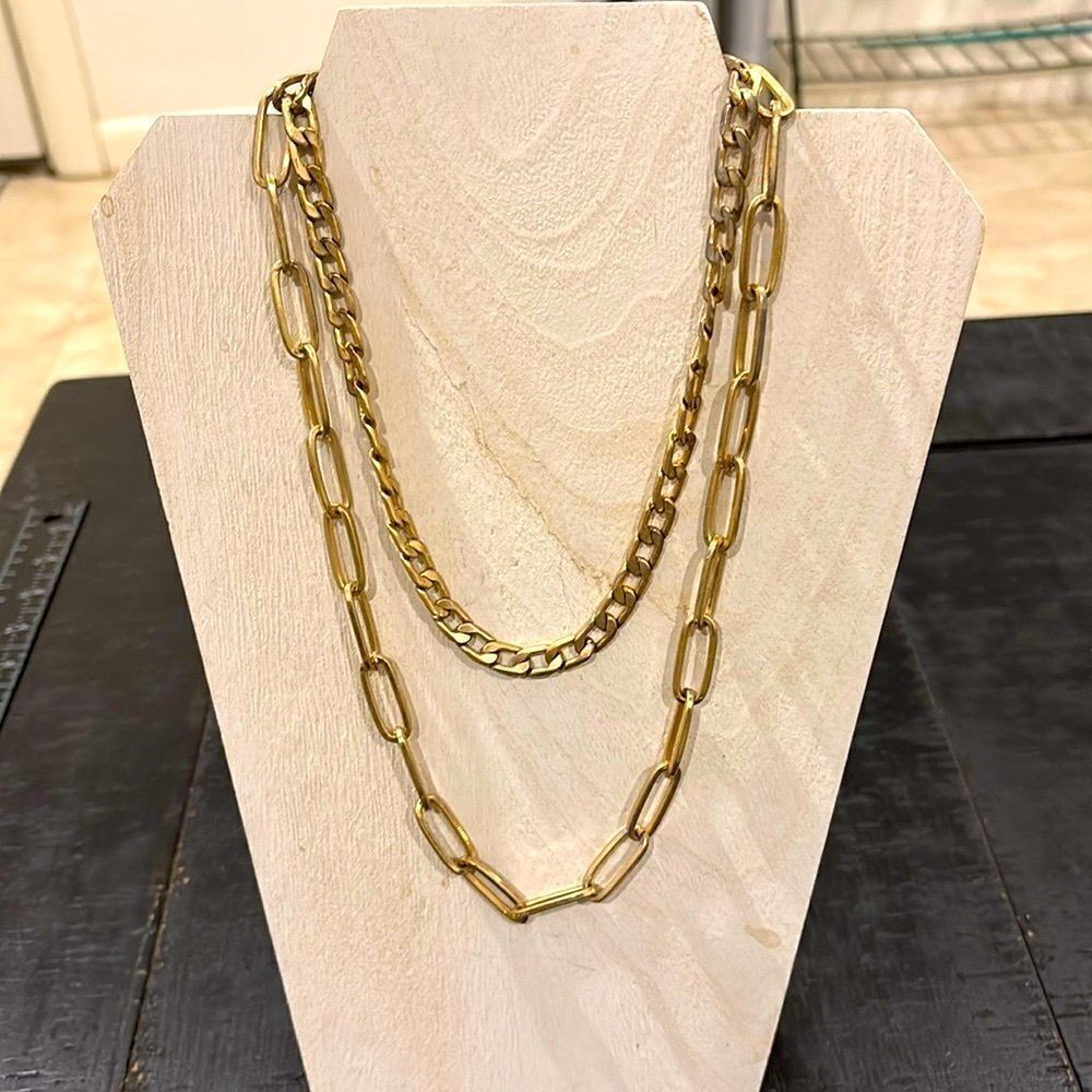Marlyn Schiff Chain Link Rectangle Layered Necklace Gold Tone​